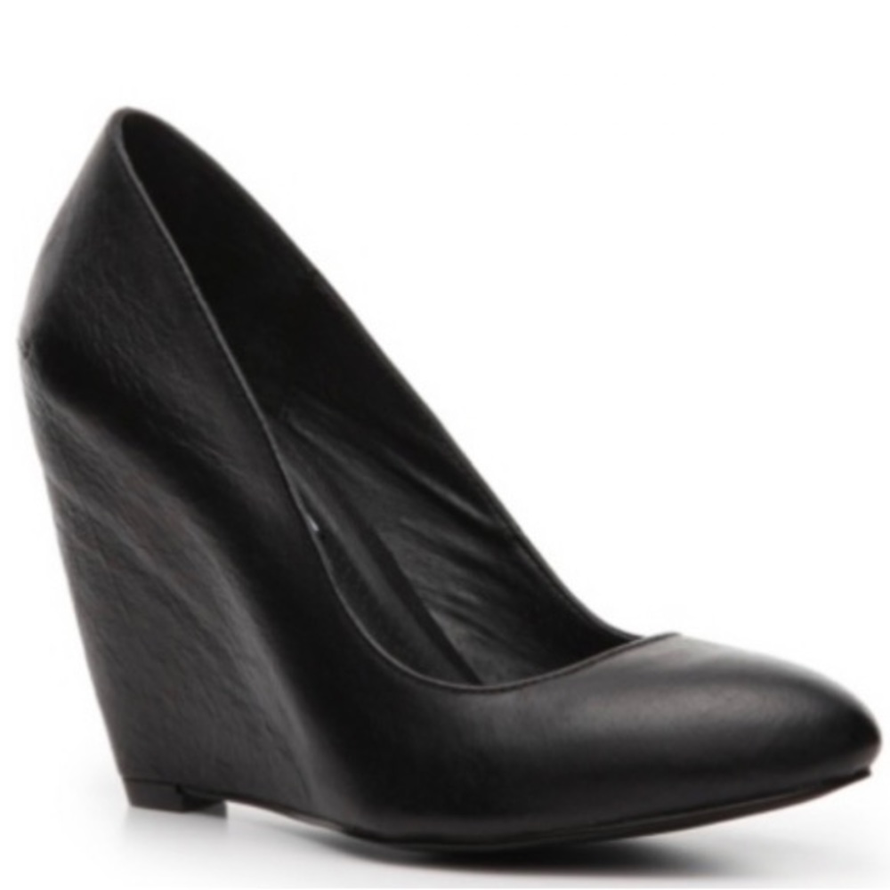 Steve Madden P-Selena Black Leather Pump Wedge